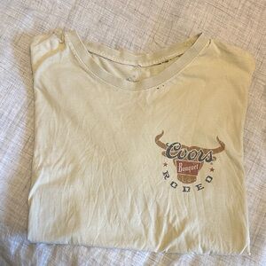 Buckle distressed coors t shirt